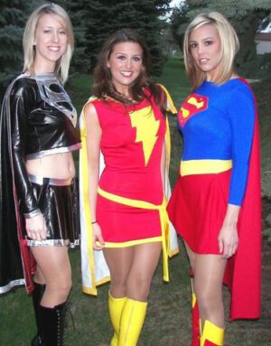Heavenly Heroes - Supergirl, Mary Marvel, Dark Supergirl