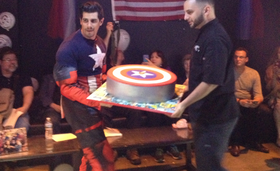 Gruenwald Party Cake Boss with Cake