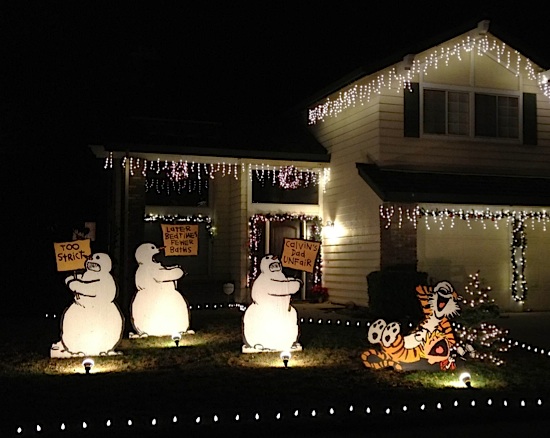 Calvin & Hobbes Christmas decorations 550